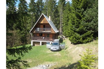 Slovaška Chata Kubínska hoľa, Eksterier